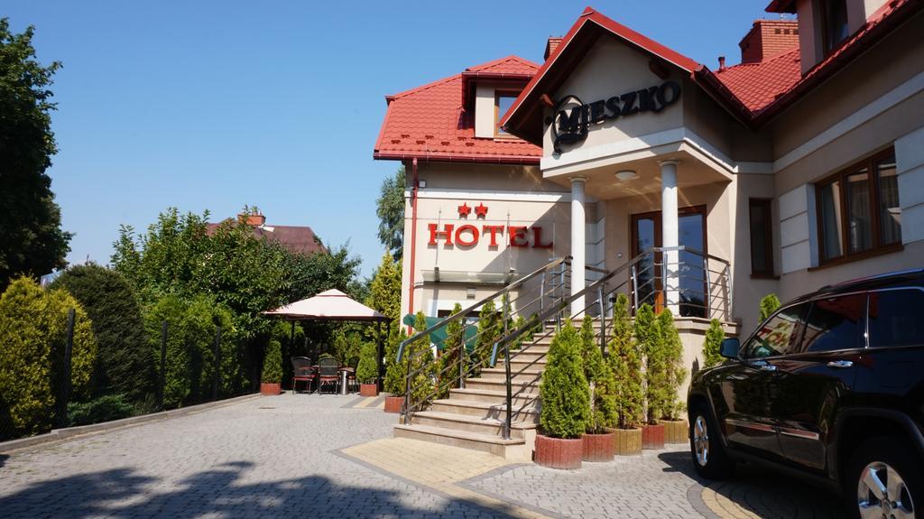 Hotel Mieszko Rzeszów Extérieur photo